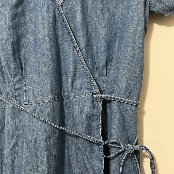 Gap Midi Wrap Dress - Picture 6 of 9